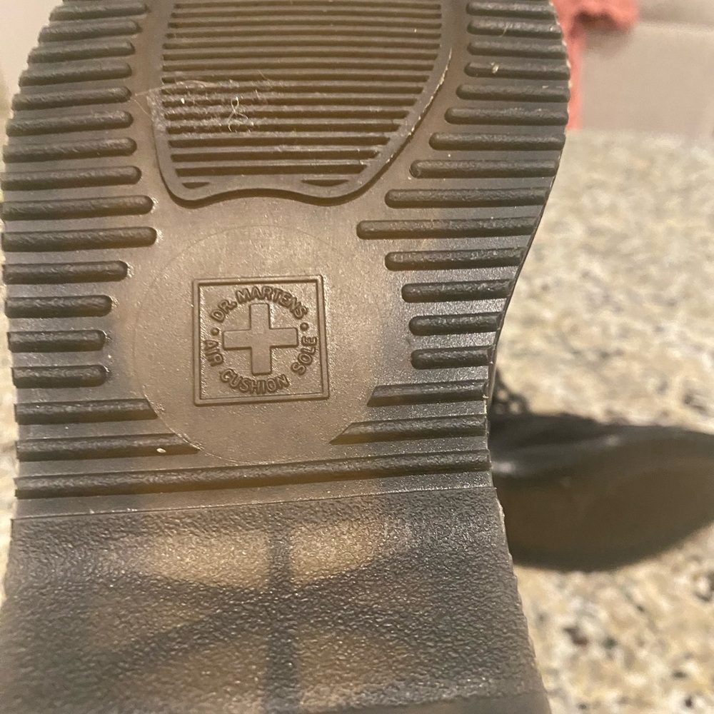 Dr. Martens Geordin boot punk-inspired details - Picture 13 of 16